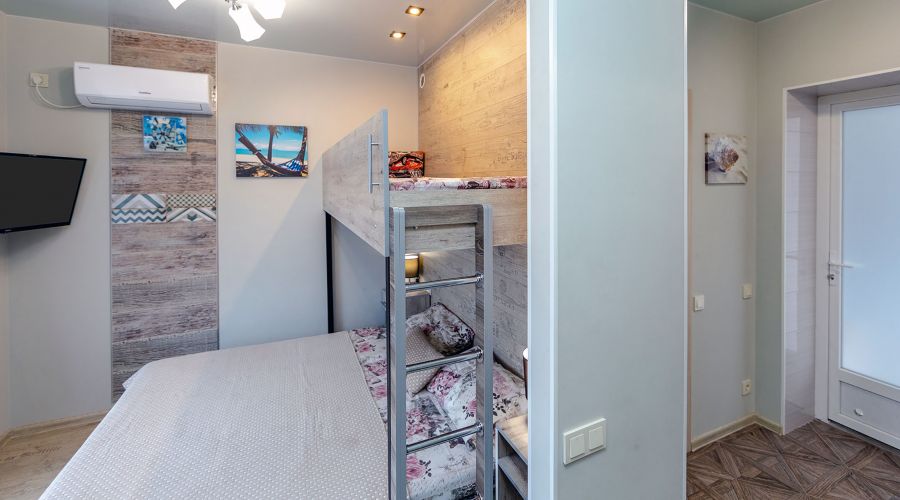 Стандартный плюс 2-местный 1-комнатный с балконом