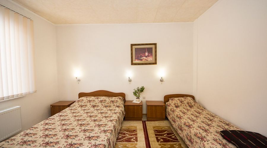 Семейный 3-местный 2-комнатный №4