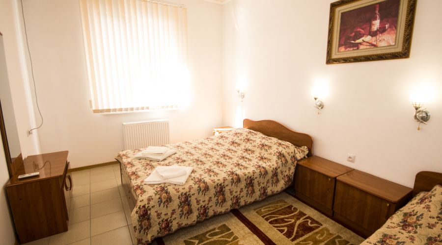 Семейный 3-местный 2-комнатный №4