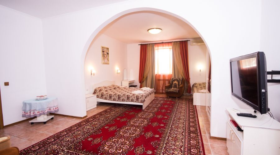 Семейный 2-местный с дополнительными местами №2