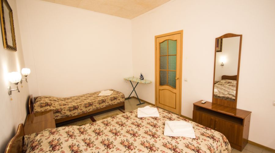 Семейный 3-местный 2-комнатный №4