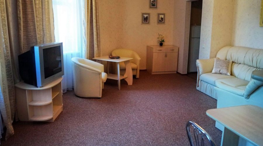 Полулюкс 2-местный 2-комнатный корпус Магнолия