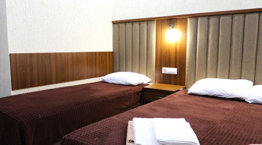 Стандарт 2-местный 1-комнатный на цокольном этаже