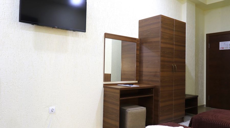 Стандарт 2-местный 1-комнатный на цокольном этаже