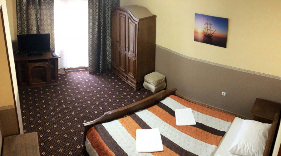 Люкс Люкс 4-местный 2-комнатный