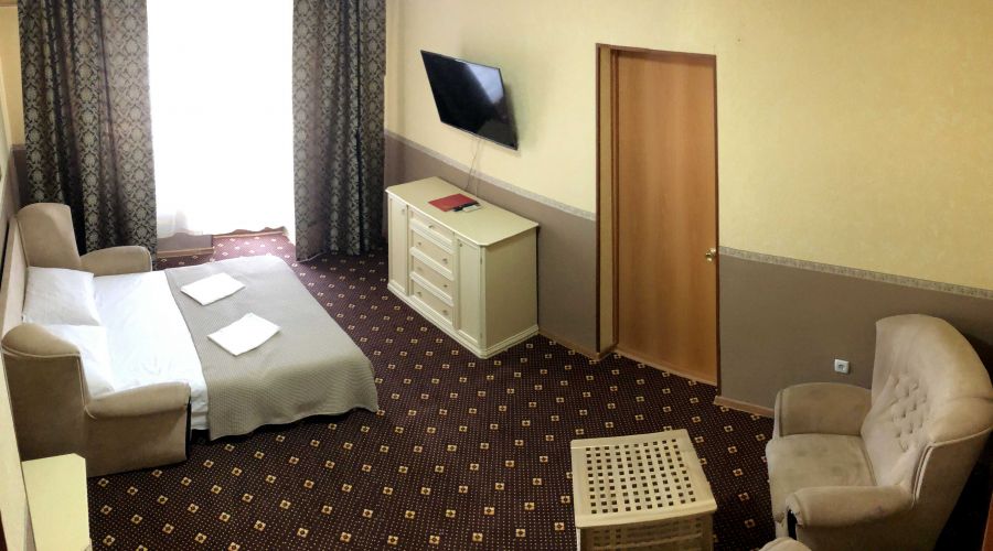 Люкс Люкс 4-местный 2-комнатный