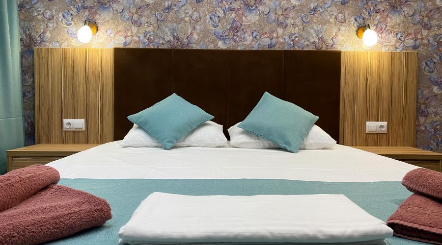 Люкс 4-местный 2-комнатный