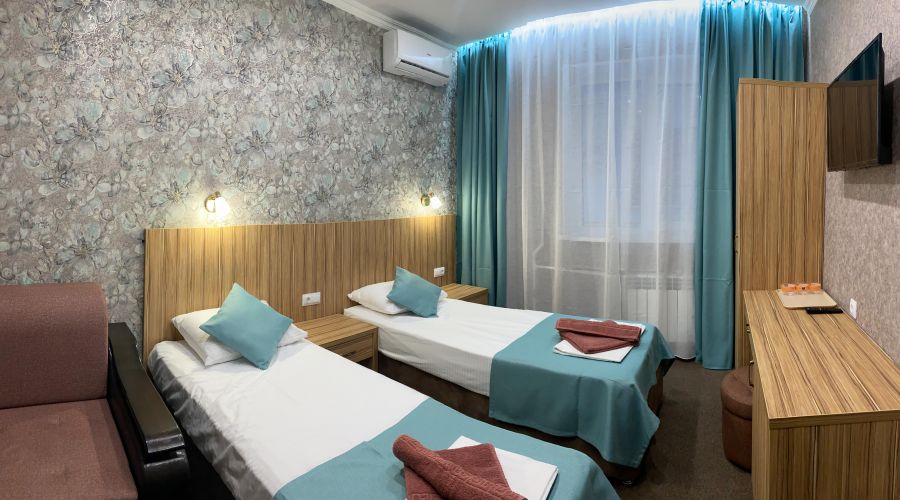 Люкс 4-местный 2-комнатный