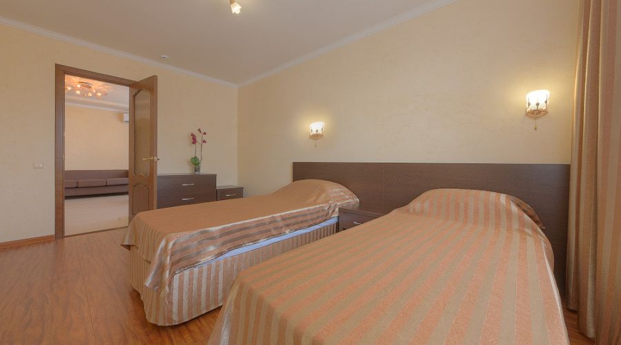 Комфорт 3-местный 3-комнатный