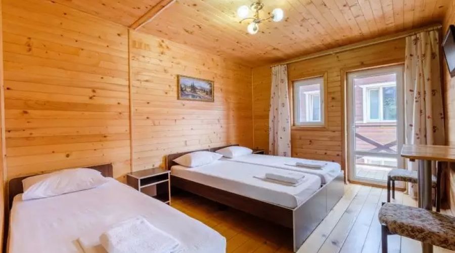 Стандартный 4-местный 2-комнатный