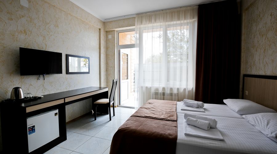 Люкс 2-местный (во двор) 1 эт