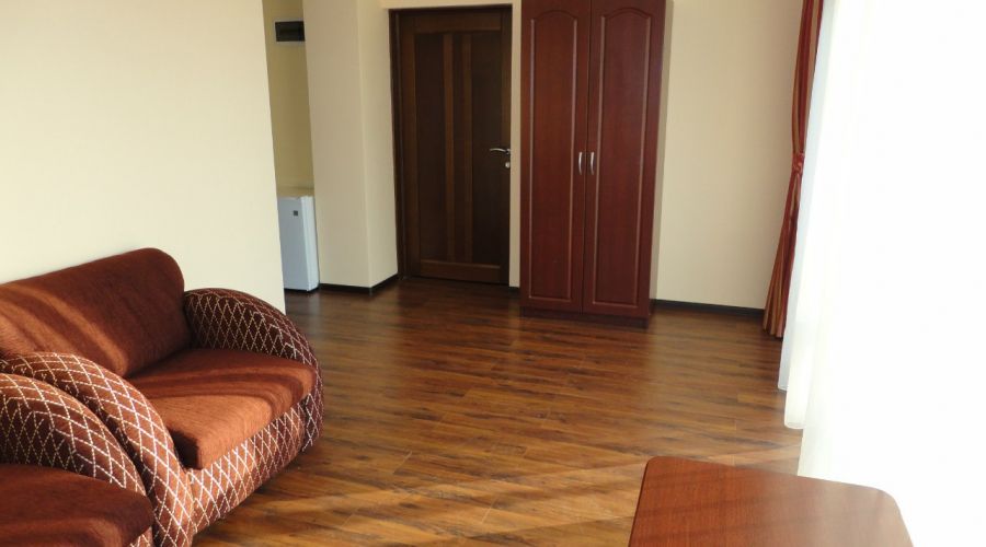 Люкс 5-местный 2 комн корпус 1 