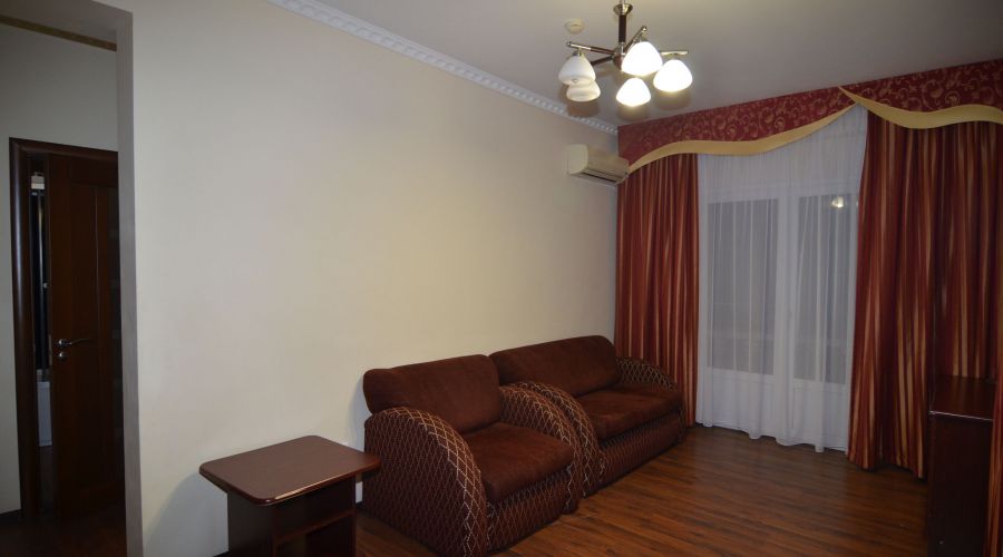 Люкс 5-местный 2 комн корпус 1 