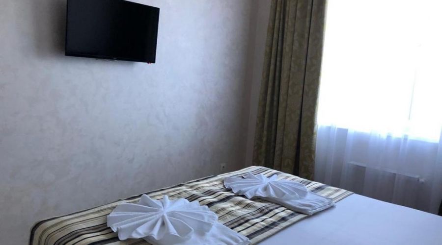 Люкс 4-местный 2-комн.