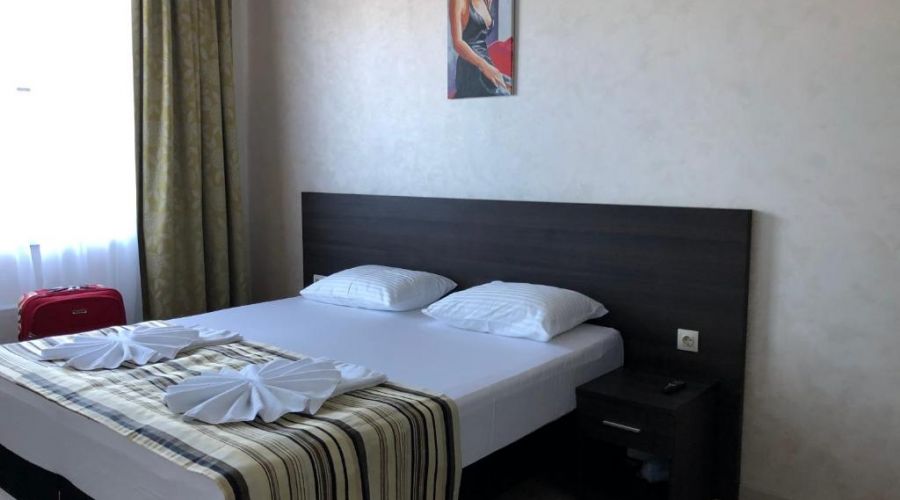 Люкс 4-местный 2-комн.