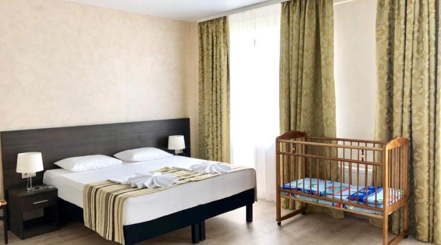 Студия Семейный 4-местный