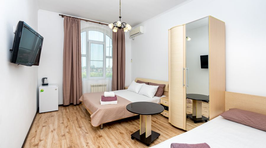 Улучшенный 3-местный (видовой)