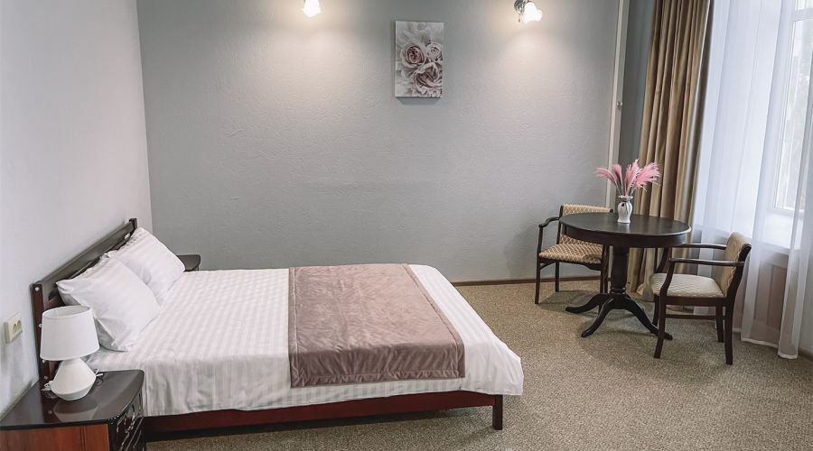 Люкс 4-местный 1-комнатный