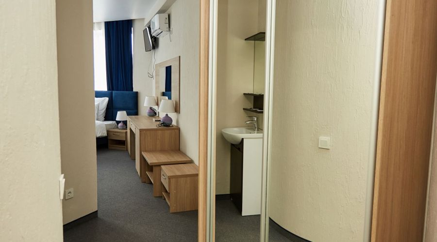 Люкс 3-местный 1-комнатный