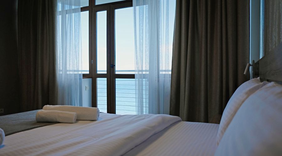 Стандарт TWIN 2-местный 1-комнатный (вид на море)