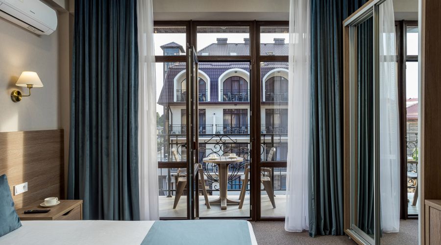 Комфорт 3 местный с балконом