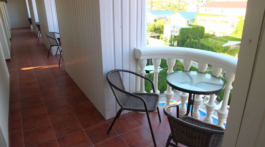 Апартаменты 4-местные 2-комнатные (с двумя спальнями)