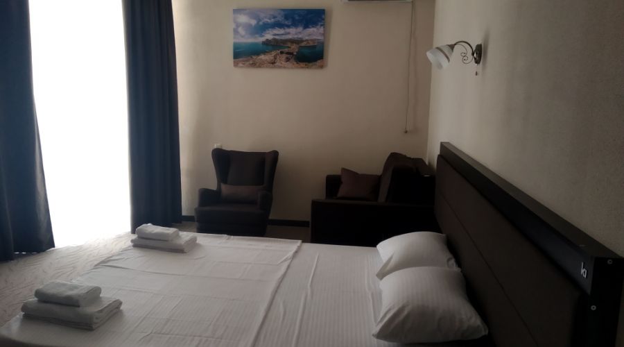 Студия 4-местный 2-комнатный