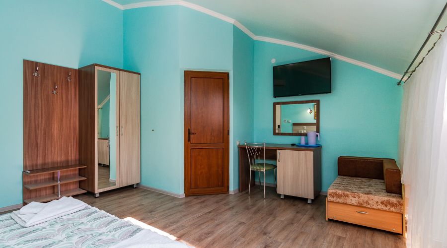 Люкс 5-местный 2-комнатный корпус на бассейн