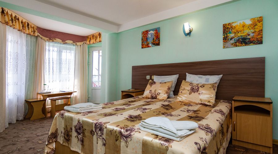 Комфорт 2-местный к.Лесной домик