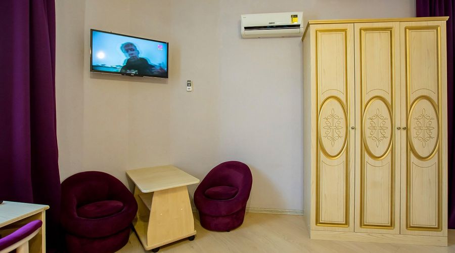 Комфорт 3-местный с балконом