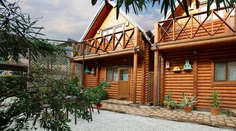 Коттедж 6-местный 2-этажный с балконом