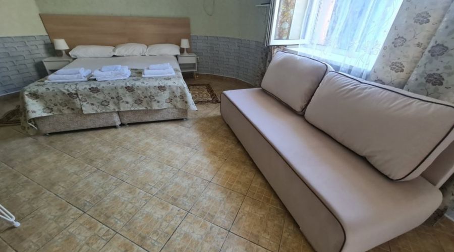 Апартаменты 4-местные семейные с кухней