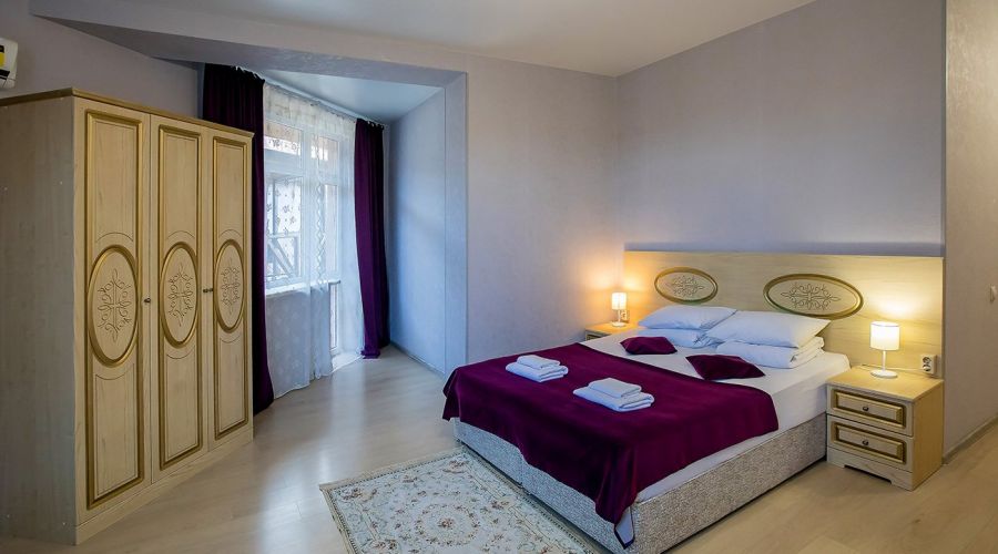 Комфорт 3-местный с балконом