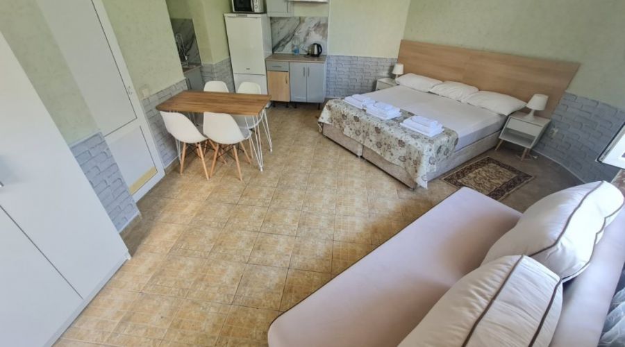 Апартаменты 4-местные семейные с кухней