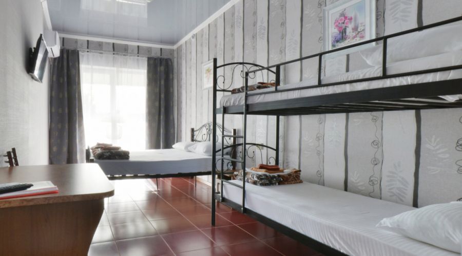 Стандарт 4-местный 1-комнатный семейный