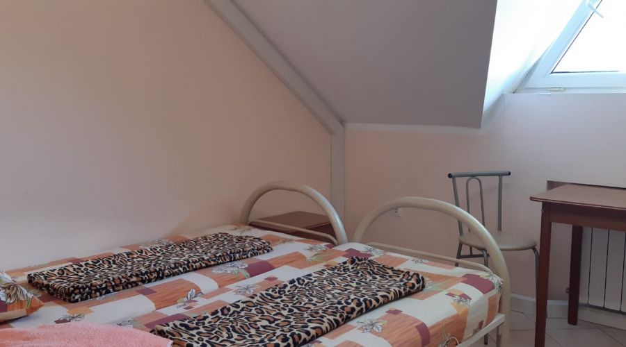 Бюджетный 1-местный