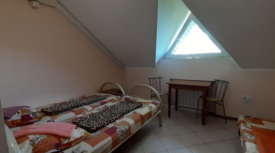 Бюджетный 1-местный