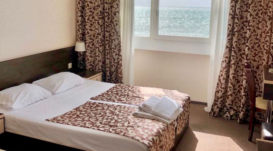 Полулюкс 2 местный с видом на море