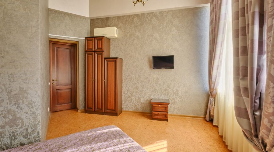 Люкс 4х-местный 2х-комнатный без балкона