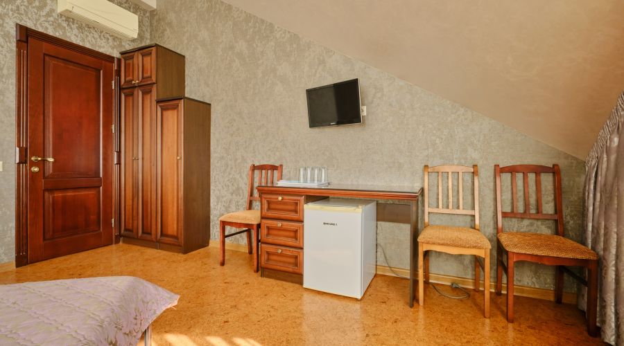 Люкс 4х-местный 2х-комнатный без балкона