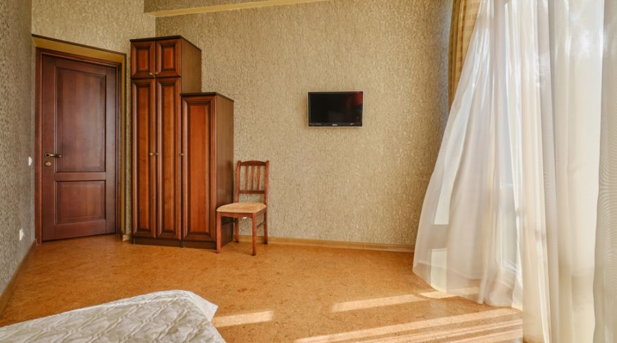 Люкс Улучшенный 3х-местный 2х-комнатный с балконом