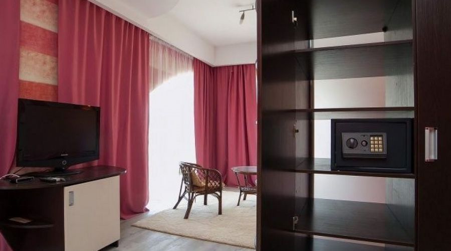 Люкс 2-местный Red без балкона