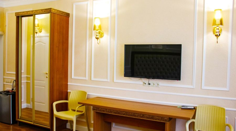 Люкс 4-местный 1-комнатный