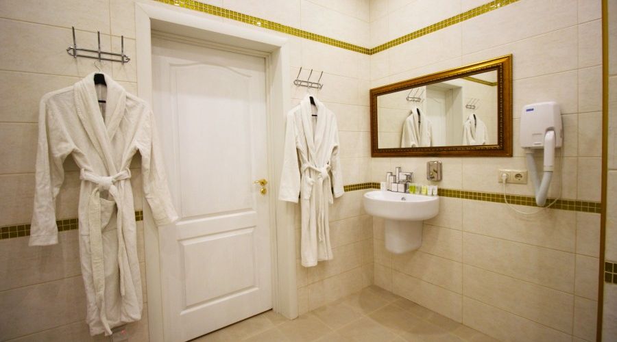 Люкс 4-местный 2-комнатный