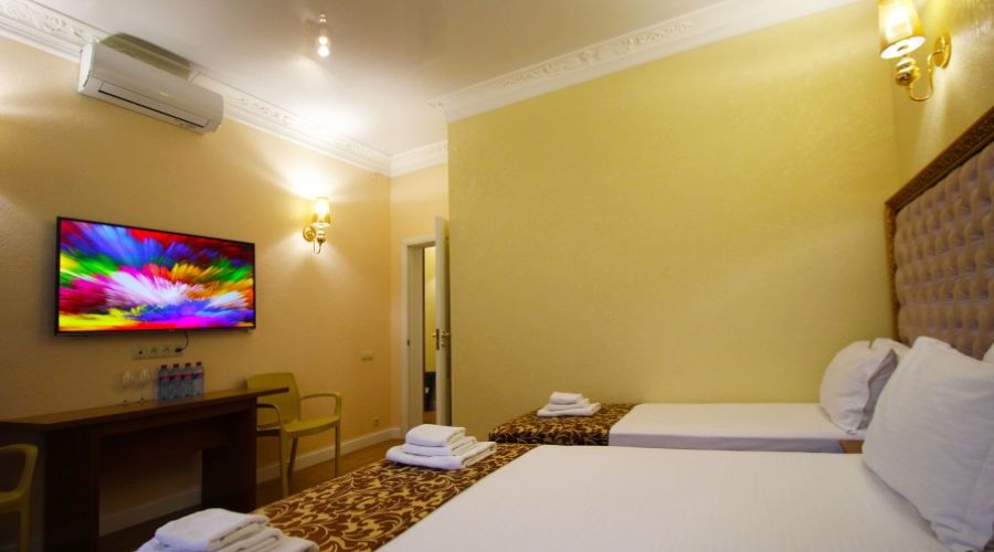 Люкс 4-местный 2-комнатный