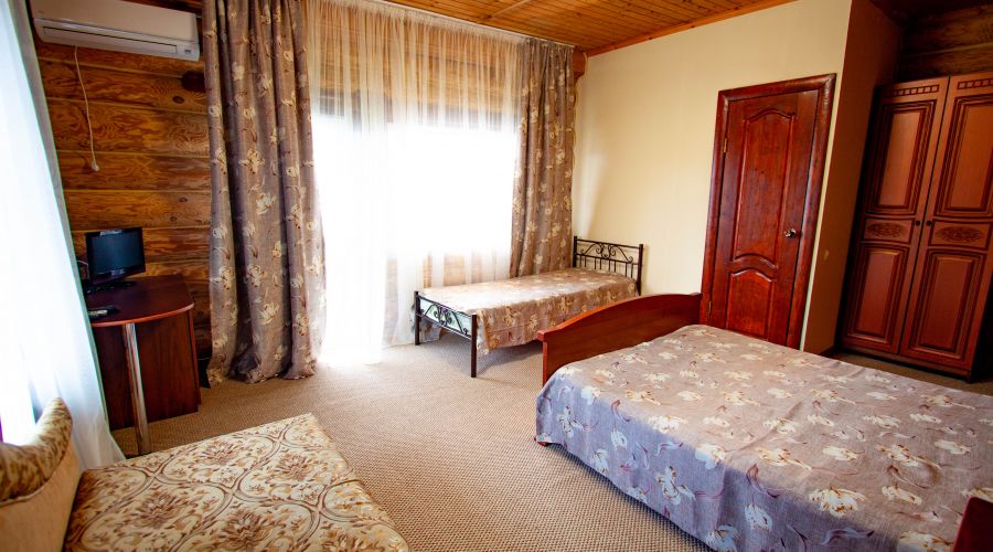 Стандартный 3- местный 1-комнатный с балконом