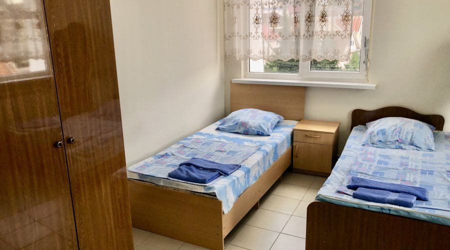 Стандарт Стандартный 3 местный,  с совмещенными удобствами