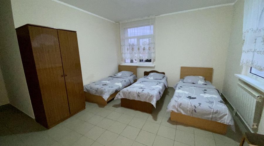 Стандарт Стандартный 3 местный,  с совмещенными удобствами