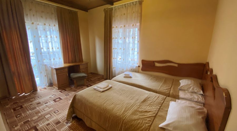 Улучшенный 2 местный 2 комнатный с балконом