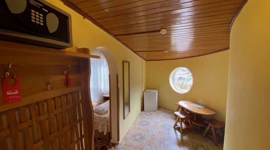 Стандарт 3 местный с балконом